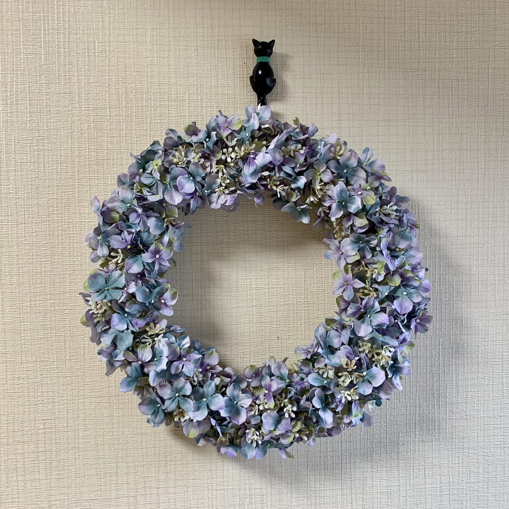 100均の材料で作れます アジサイリースの作り方 不器用さんのハンドメイド